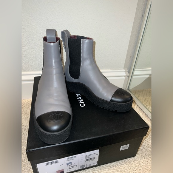 Chanel Combat Boots 21B G37927 -Gray/Black. Size 37 - Picture 6 of 12